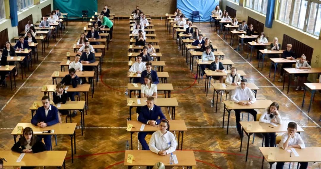 Jak wyglądają egzaminy w szkole w chmurze? Oto, co musisz wiedzieć Jak wyglądają egzaminy w szkole w chmurze? Oto, co musisz wiedzieć