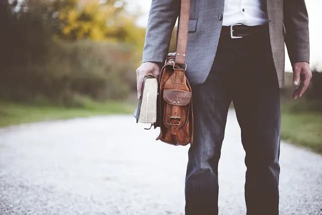 Skąd nauczyciele biorą sprawdziany? Odkryj najlepsze źródła materiałów